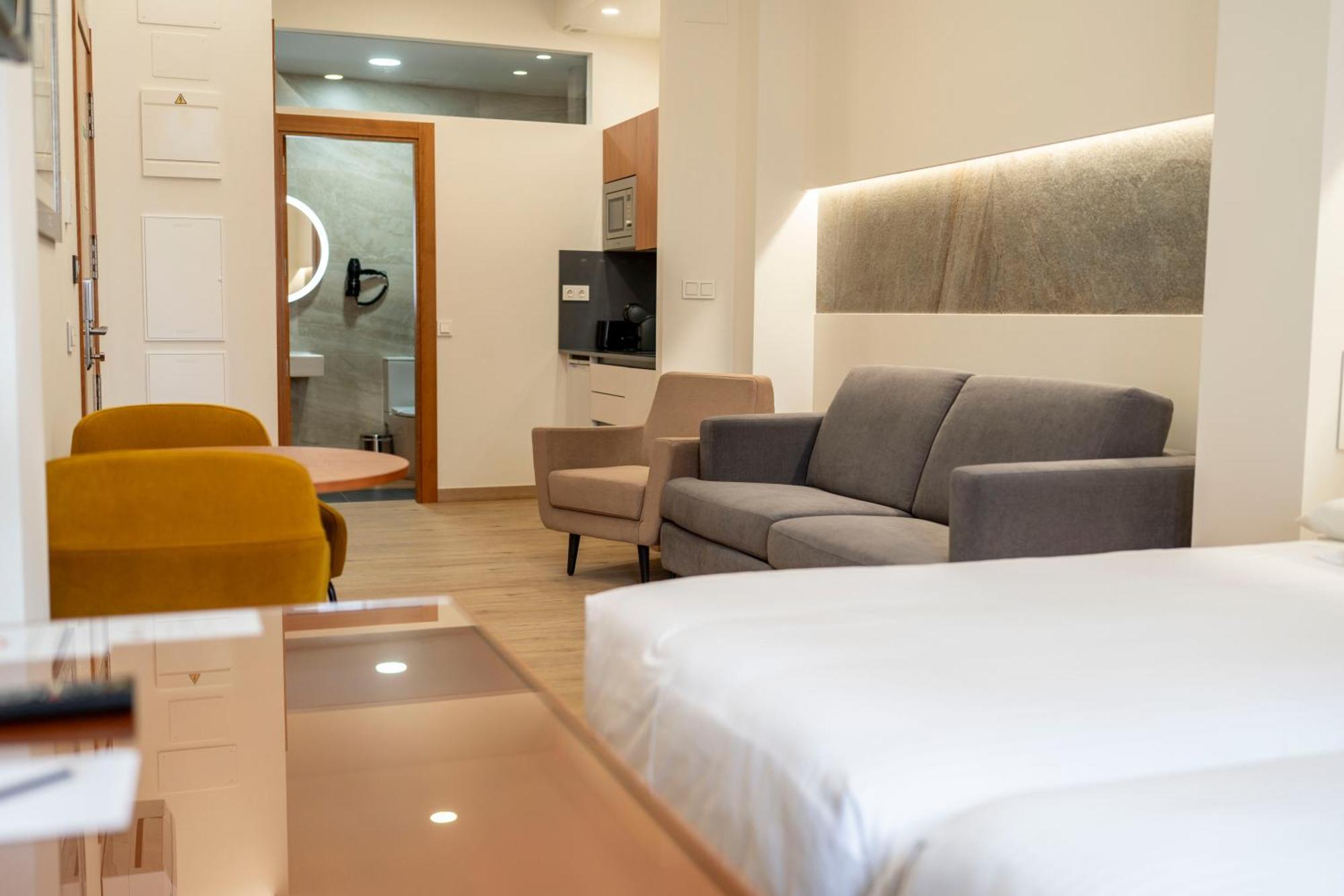 Torreluz Suites Almería Zewnętrze zdjęcie